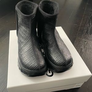 Givenchy Marshmallow Boots. Brand new, Never Worn.